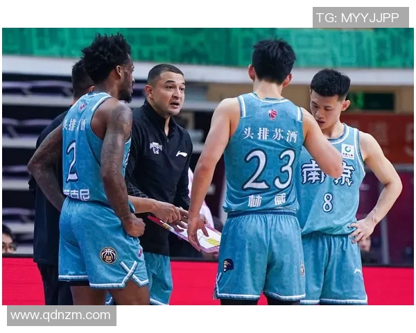 南京篮球队状态揭秘：从训练到比赛的全景观察与分析