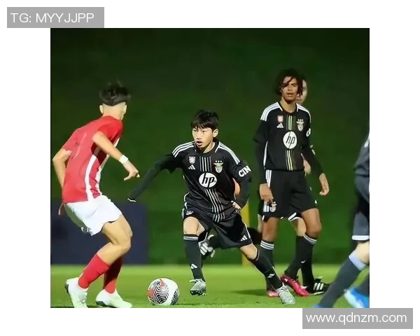 王磊独家分享足球心得与技巧助你提升球技的全面指南 王磊独家分享足球心得与技巧助你提升球技的全面指南